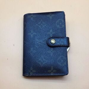 Authentic Louis Vuitton Monogram Wallet